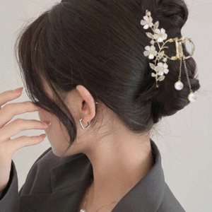 Floral Tassel Hair Claw Clip